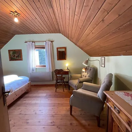 Suesses Haus Mitten In Altaussee *