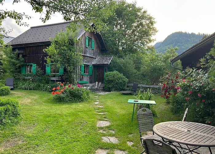 Suesses Haus Mitten In Altaussee * Puchen